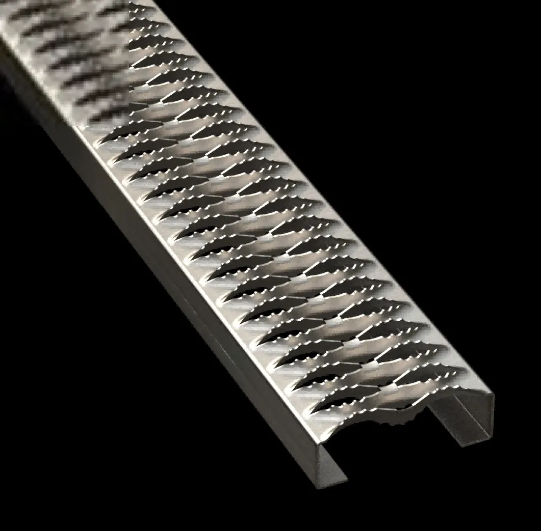 تفاصيل منتج شبك صناعي PLA059 ألمنيوم 5052-H32 مسنن 4-3/4" بعرض لوح شبك