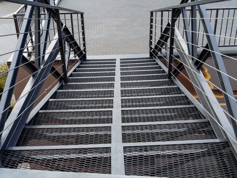 Modern Commercial Plaza Outdoor Expanded Metal Staircase