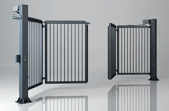 産業用バイフォールドゲート - Professional commercial-gate-systems fencing system