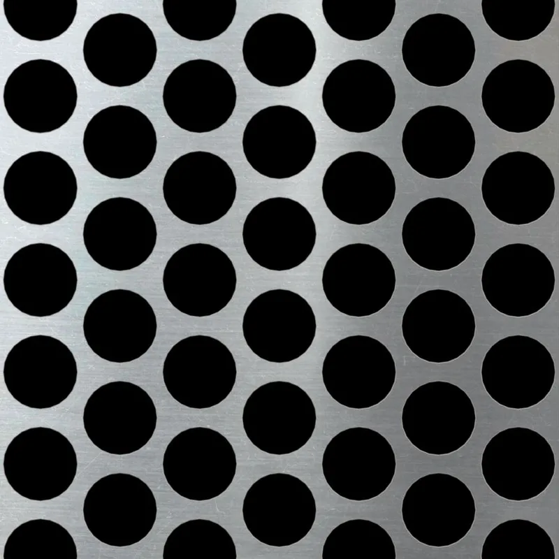 RO-018 Round Staggered Perforated Aluminum Sheet Mill Finish